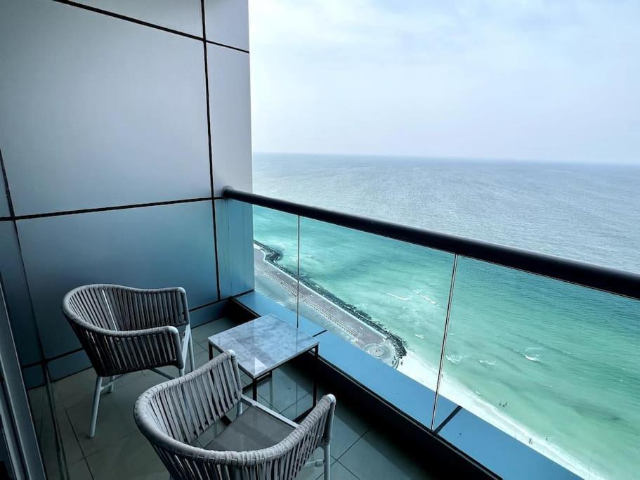Luxury Full Sea View Flat Ajman Exterior foto
