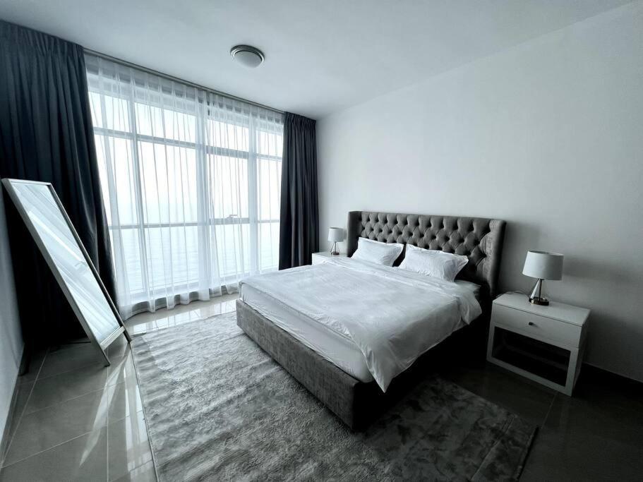 Luxury Full Sea View Flat Ajman Exterior foto